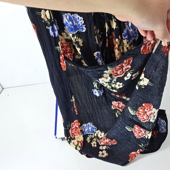 ILLA ILLA Navy Blue Floral Bell Sleeve Wrap Front &Tulip Wide Leg Pants Set - Picture 4 of 7